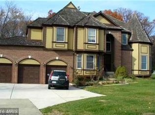 910 Falls Bridge Ln, Great Falls, VA