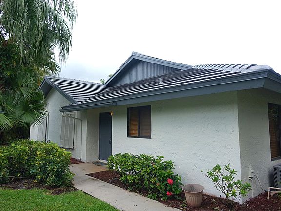3rd image of 10080 Hickorywood Place