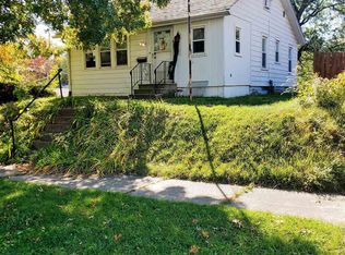 2452 21st Ave, Rock Island, IL