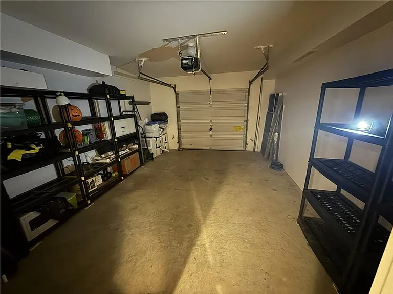 5730 Devonshire Way — Photo 36