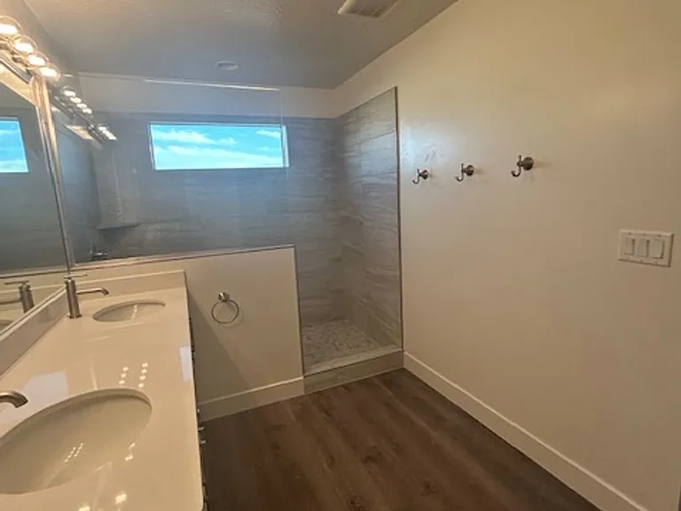 2341 E Siegel Ln — Photo 22
