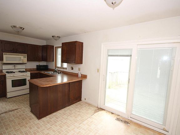 5th image of 8645 South Riverton ROAD