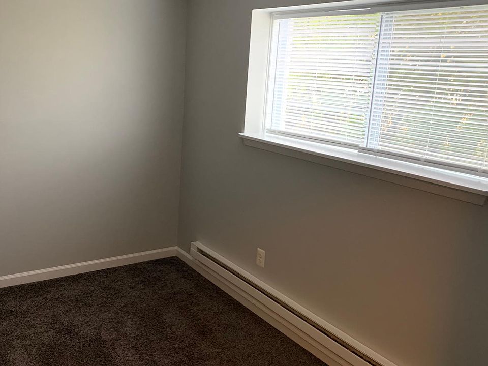 2nd image of 2002 Military St APT 1