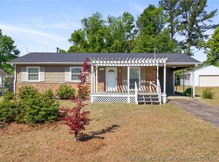 1644 Inverness Dr, Fayetteville, NC 28304