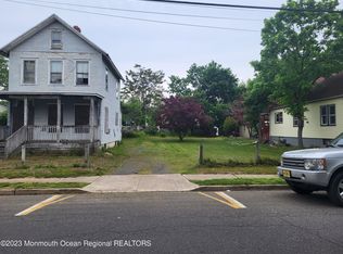 36 Bank St, Red Bank, NJ 07701