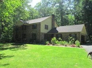 103 Glendale Rd, Southampton, MA 01073