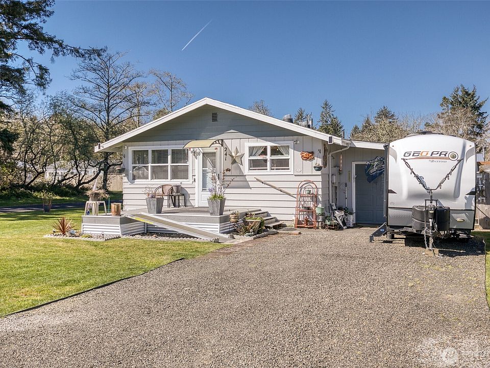 1st image of 241 S Hoquiam Street