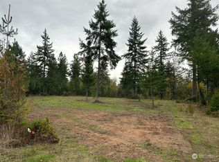 201 E Brazier Ln, Belfair, WA 98528
