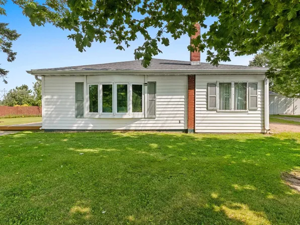 W2560 Half Mile Rd, Pulaski, WI 54162