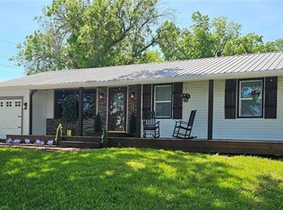 11115 E 35th Ter S, Independence, MO 64052
