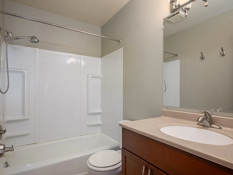 13 Keighley Cir — Photo 6
