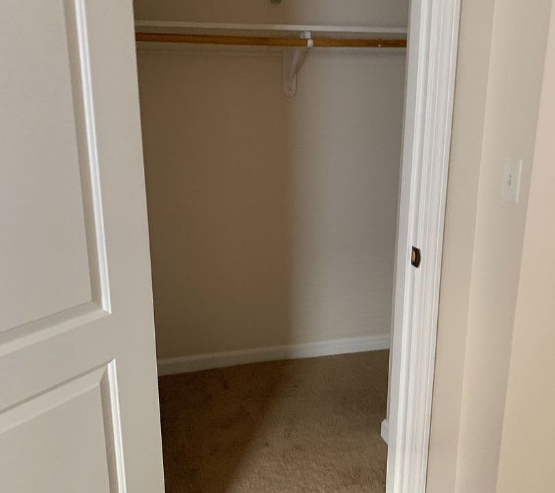 2nd image of 195 Covel St #0002