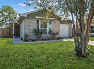 7227 Greenyard Dr, Houston, TX 77086