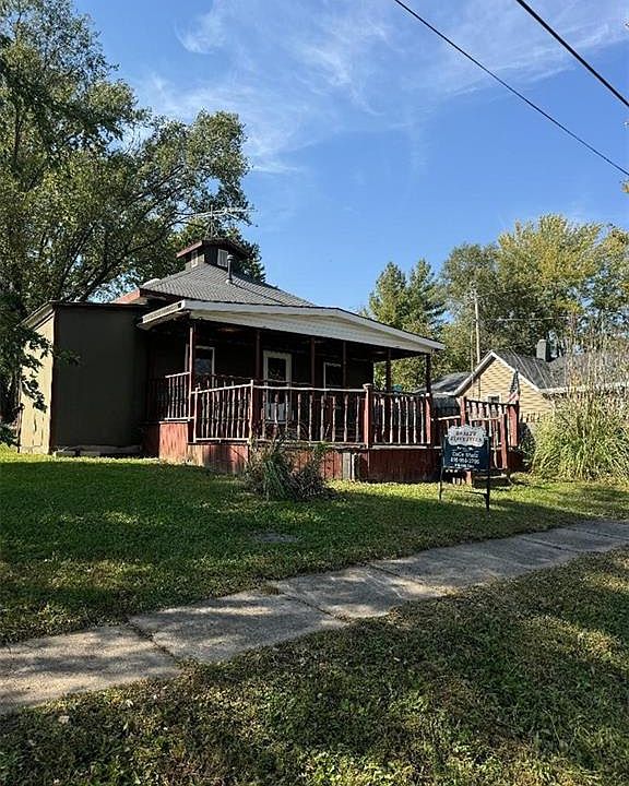 2nd image of 503 N 1st St