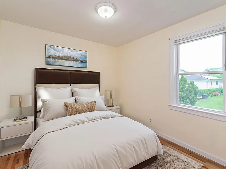 166 Speer Ave #2 — Photo 7