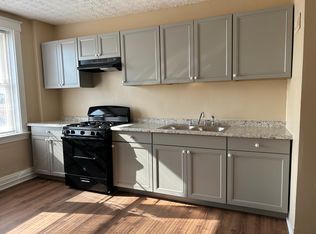 6305 Vine St #2, Elmwood Place, OH 45216
