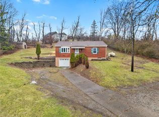 134 Baldwin Rd, Carnegie, PA 15106