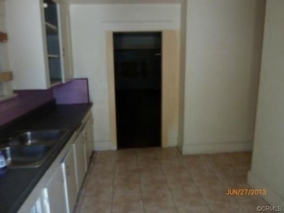 4th image of 1298 Acacia Ave