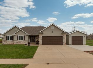 2520 23rd Ave SE, Rochester, MN 55904