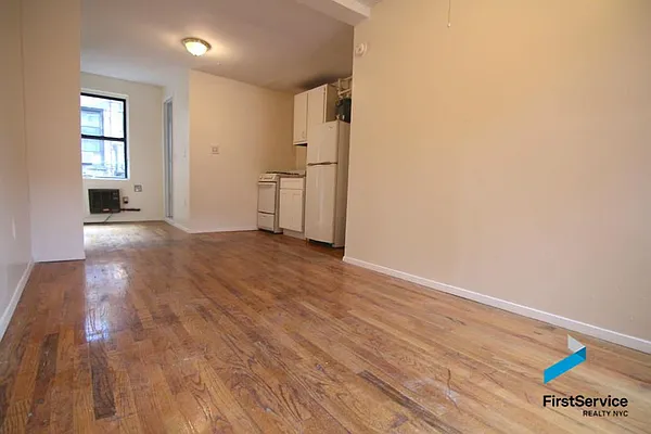 Rented by FirstService Realty (legacy) | media 13