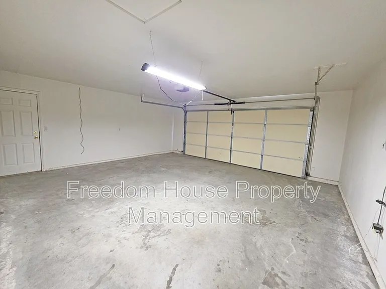 2250 S Ambush St — Photo 35