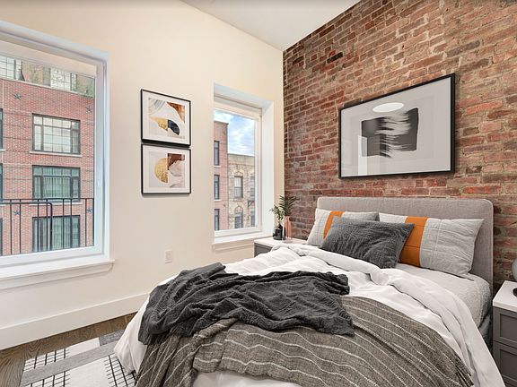 4th image of 161 Stanton St #4B