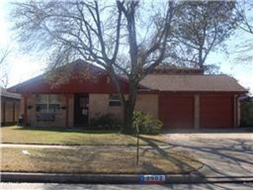 1st image of 2502 Droxford Dr