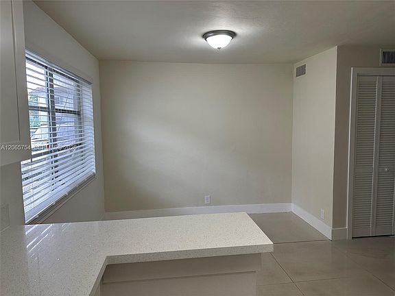 3rd image of 5211 SW 91st Ave #1