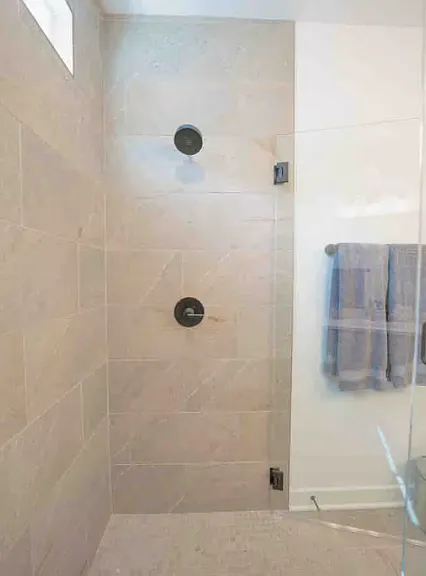 418 Moseley Dr — Photo 41