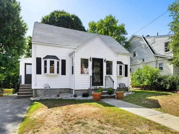 110 Roberts Rd, Medford, MA 02155
