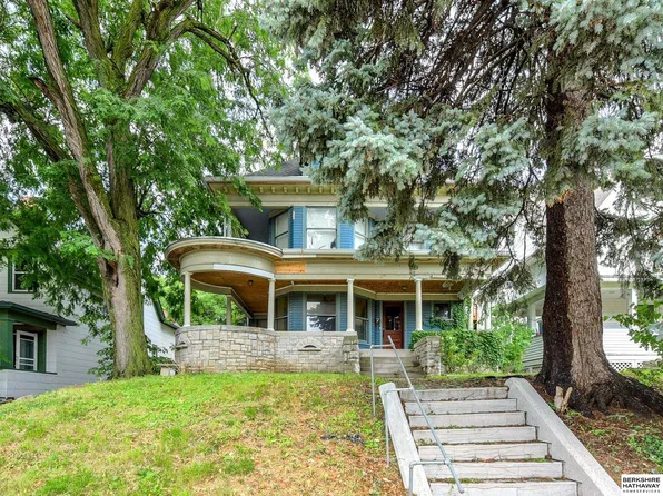 1124 S 30th Ave, Omaha, NE 68105