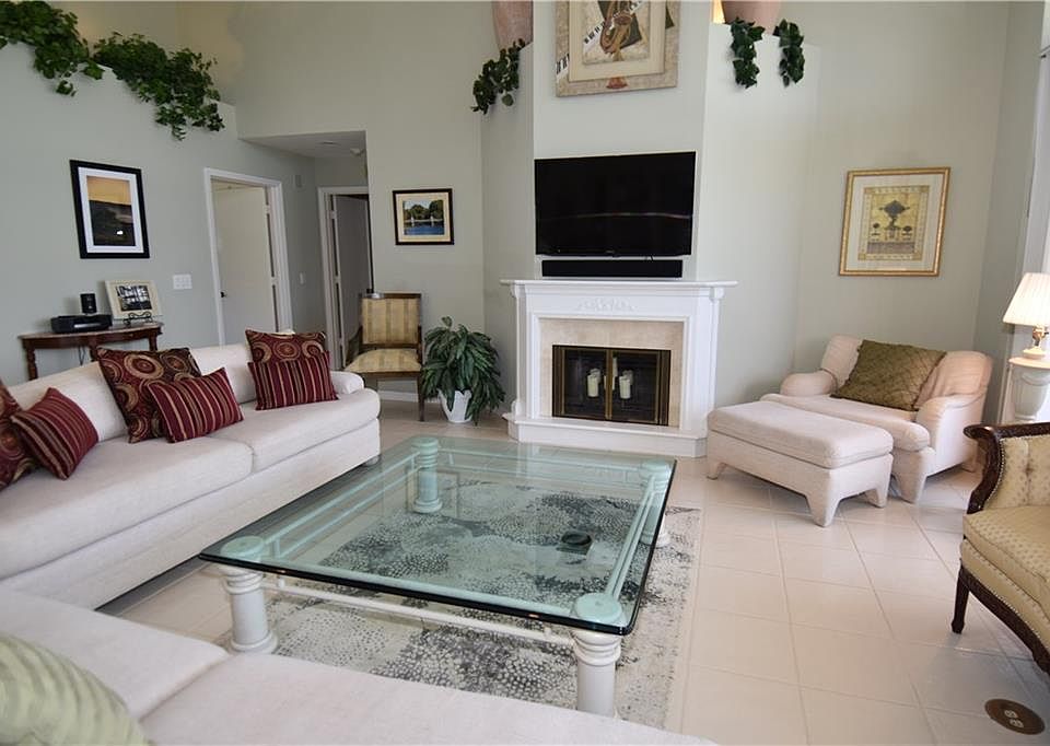 1st image of 1623 NW Sweet Bay Cir