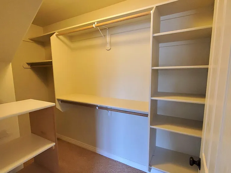 1828 E Serchio Ct — Photo 11