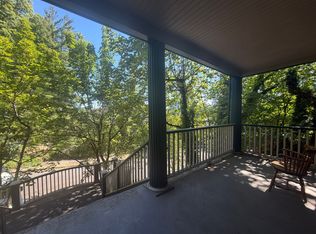 Hall Street Apartments, Portland, OR 97201