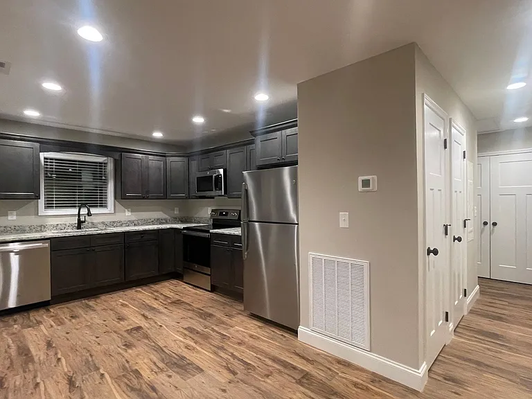 3875 Holders Grove Rd — Photo 3