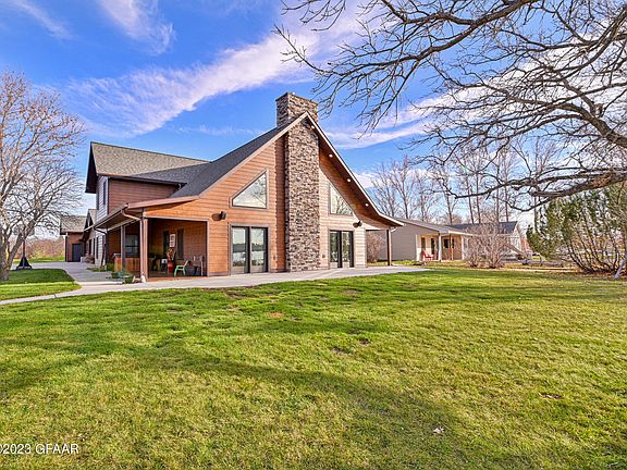 4th image of 20647 Duerr Cir SE