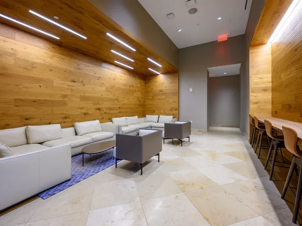 99 Hudson Street image 12 of 42