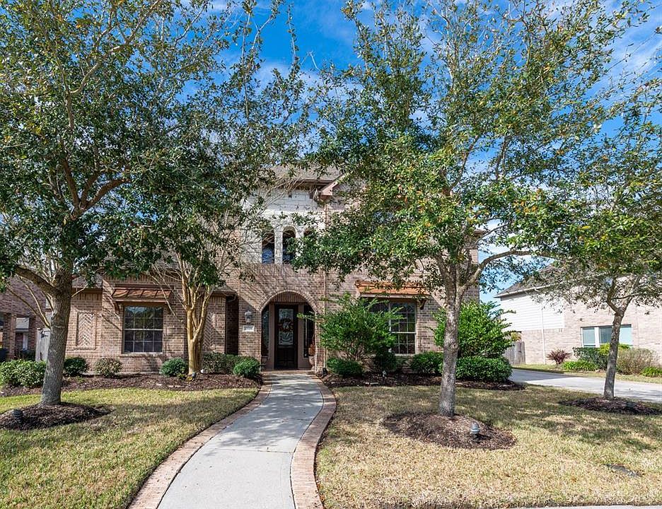 1st image of 2516 Pebble Lodge Ln
