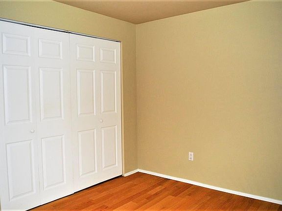 5th image of 2214 14th Ave W APT 1