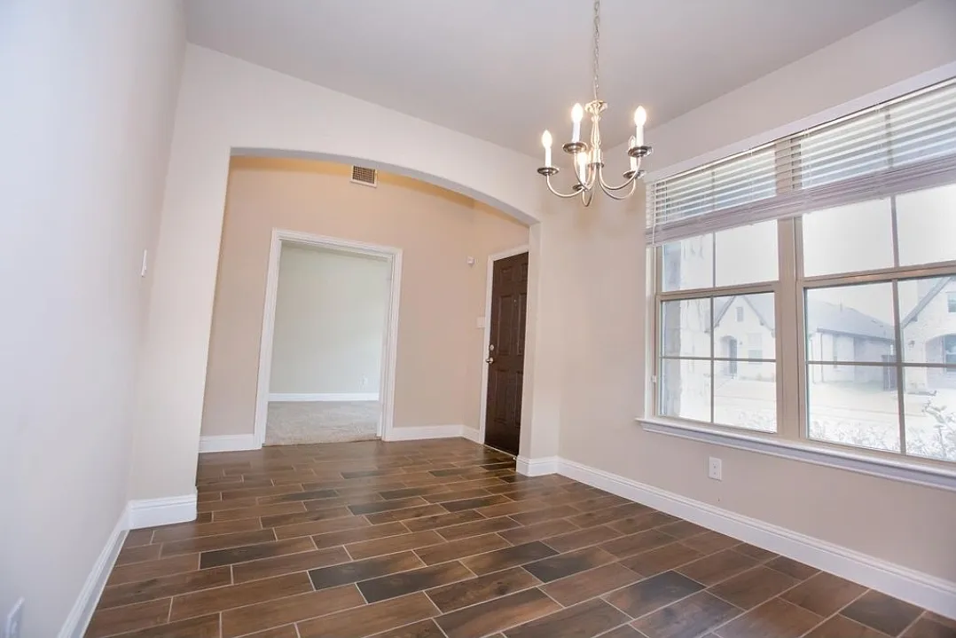 4 bed, 2975 sqft, $3,250 — Photo 3
