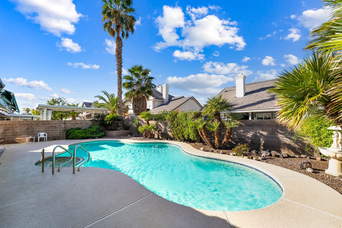 next background image