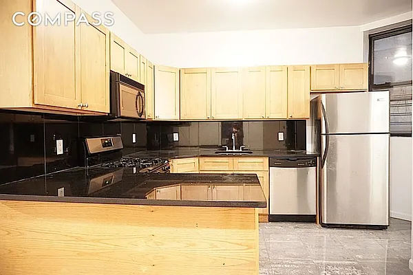 Rented by Compass | media 9