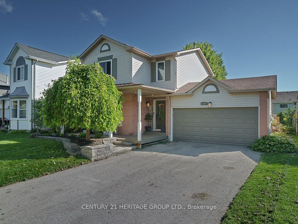 1st image of 1919 Applewood Ave