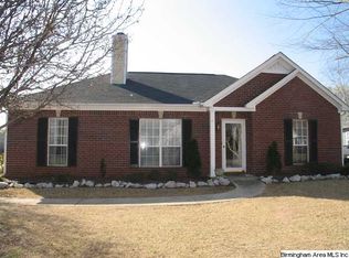 123 Stonehaven Dr, Pelham, AL 35124