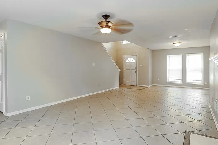 1206 Caraquet Dr — Photo 5