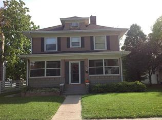 929 E 4th Ave, Mitchell, SD 57301