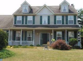3585 Gray Fox Dr, Chalfont, PA 18914