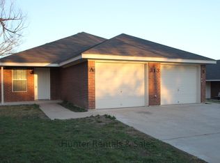 313 S 42nd St #A, Killeen, TX 76543
