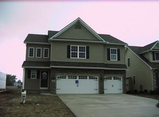 202 Shoreland Cir, Willowick, OH 44095