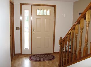 23 Westchester Sq, Burnsville, MN 55337